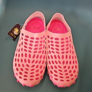 NWT Women's Size 11-12 Athletic Works Beachwear Pink Water Shower Shoes